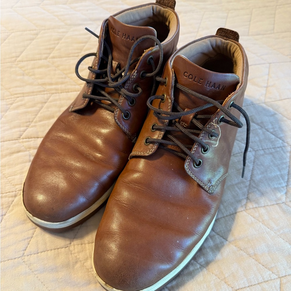 Cole Haan Men's Tan Leather Chukka Boots US10